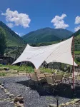 上木居貢噶山居