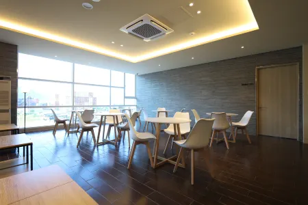 Browndot Busan Newport Signature Отели рядом с достопримечательностью «Чинхэгу»