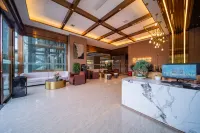 Guiyang Air Travel · Hotel Transfer · YOUNG AND FASHION (Longdongbao Airport Outlet Store)