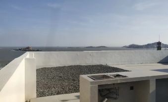 Weizhou Island Yinhai Holiday Home