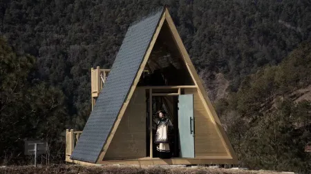 Lijiang Yulong Snow Mountain Liyunli Homestay Отели рядом с достопримечательностью «Blue Moon Valley»