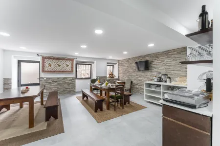 Sevenfarm Отели в г. Santar