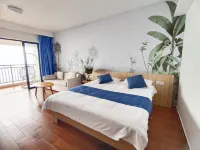 Wuchuan Sea View Apartment