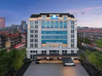 Days Hotel by Wyndham Changsha Xingsha Hotels near Xingsha Park
