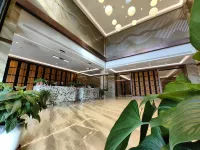 GuoHaohotel - parking