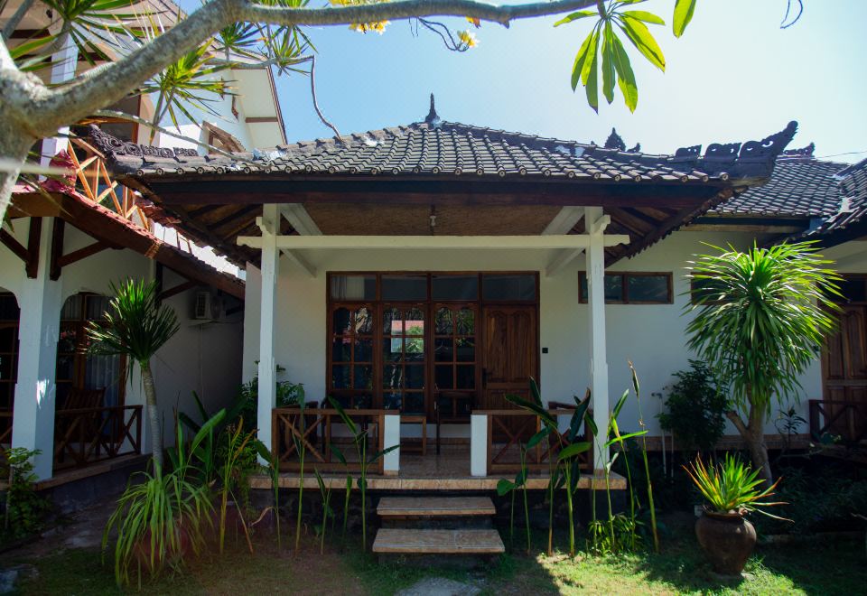 2. 컨피덴셜 만달리..