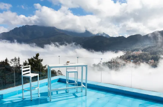 Yuanyang Liuyunge Chinese Inn (Duoyishu Scenic Area)