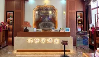 Yufeng Yimengju Hotel (Dinosaur Valley Scenic Area)
