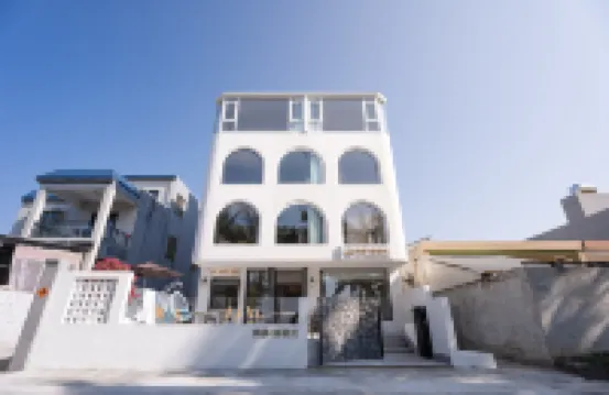 FiFi's Seaside Villa