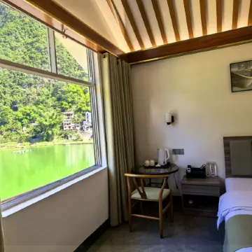 Haoyan Lake Huxin Residence