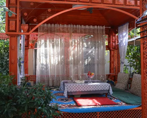 Yining Qinheju Courtyard Homestay Hotels in Yining County