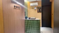 Jinghu Hotel (Hunan University of Science and Technology)
