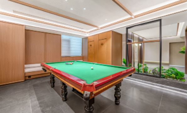 Starway Hotel (Lij Townwheel Branch) help me