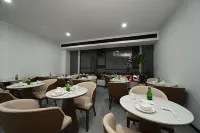 HeGuang ALIENSPACE E-Sports Hotel (Hengyang Jiefang Road Nanhua University Branch)