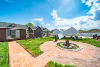 Tekes Yizhai B&B (Taiji Island Scenic Area Branch)