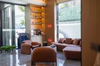 Haiyue Huantu Hotel (Zhong'an Plaza) - Pet friendly