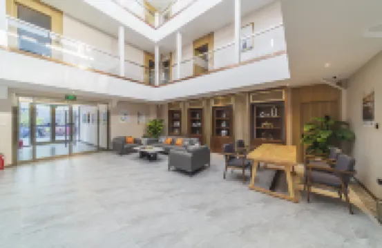 Super 8 Hotel (Beijing Tiananmen Square Qianmen Xiheyan)