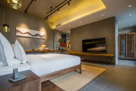 Xiao Yi · Designer's Lifestyle Aesthetics Resort Courtyard
