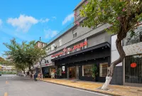 qingnianyangguanghotel โรงแรมใกล้ศูนย์วัฒนธรรมกีฬา