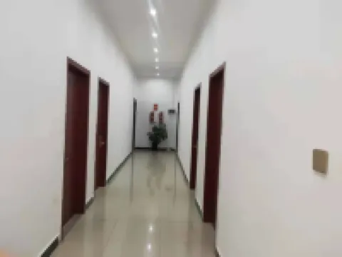 Lushan Xinwen Hotel โรงแรมในหยานซาน