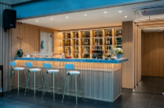 奇遇派酒店（杭州西湖黃龍體育中心店）