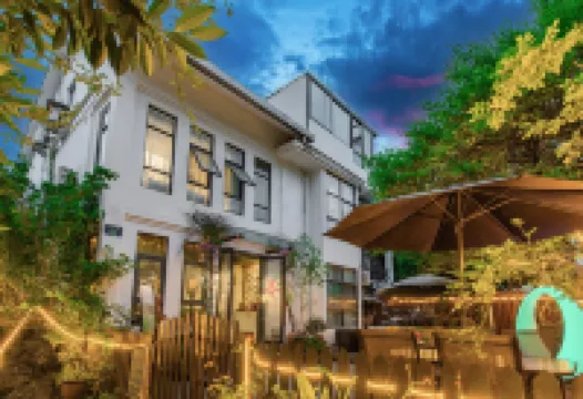 Lingyin Xianting Inn โรงแรมใกล้วัดหลินหยิน