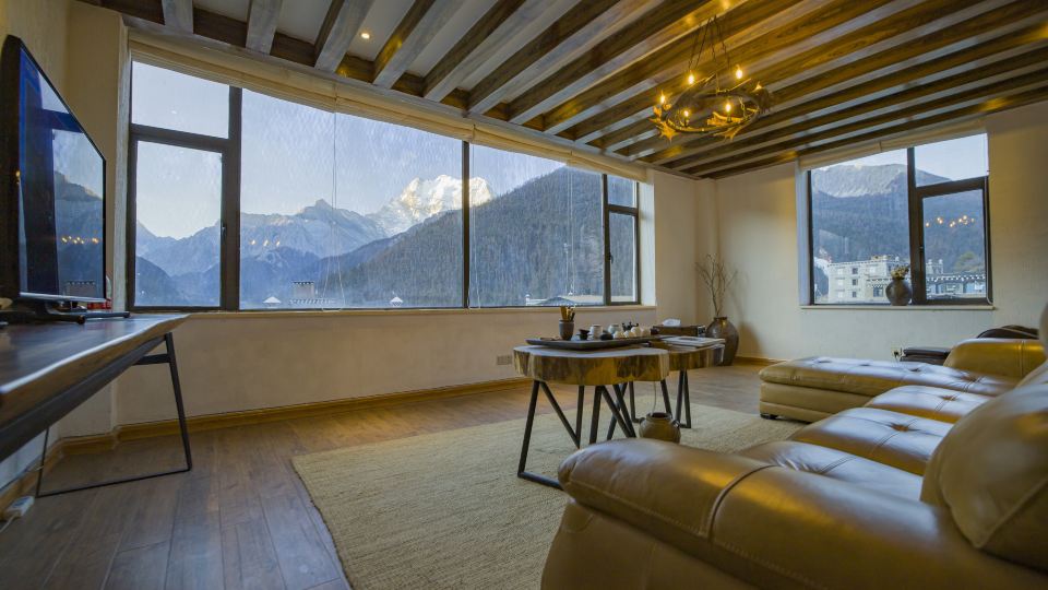 Hotel Blanche Yading