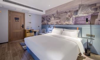 Plinisi American Hotel (Lixin Road Store, Five Star Pedestrian Street, Liuzhou)