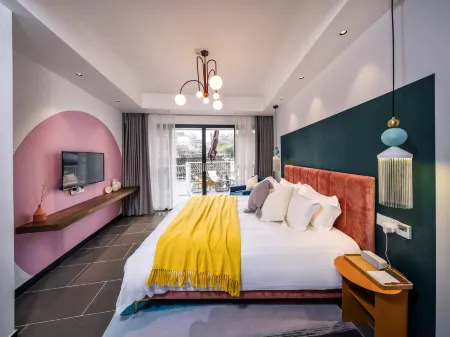 Feng Huang Fanjian · humanistic aesthetics home stay Отели рядом с достопримечательностью «Xiong Xiling Former Residence»