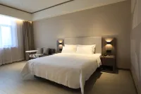 Hanting Hotel(Huludao Yuhuang Mall)
