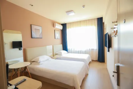 Grace Inn Ginza (Pingyin Huangshi Street Rose Industry Base)