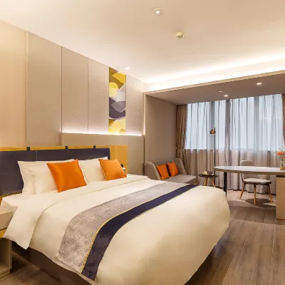 Pebble Motel (Lovers Road Riyue Shell) Hotels near Yangming Plaza