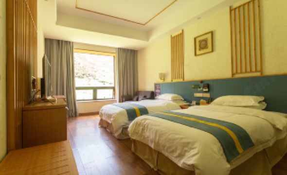 Yading Jianshan Hotel