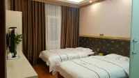 Hefeng Longmen Inn