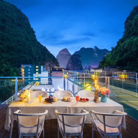 Lijiang • Muxin Resort Starry Sky Pool • Guilin Landscape Holiday Hotel