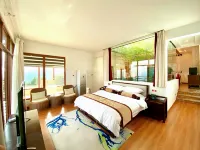 Liupanshui Sky Love · Cliff Homestay - balcony