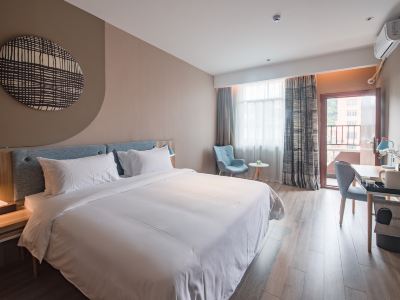 Net Red Bridge Hotel (Chongzuo Yanshan Road Branch)
