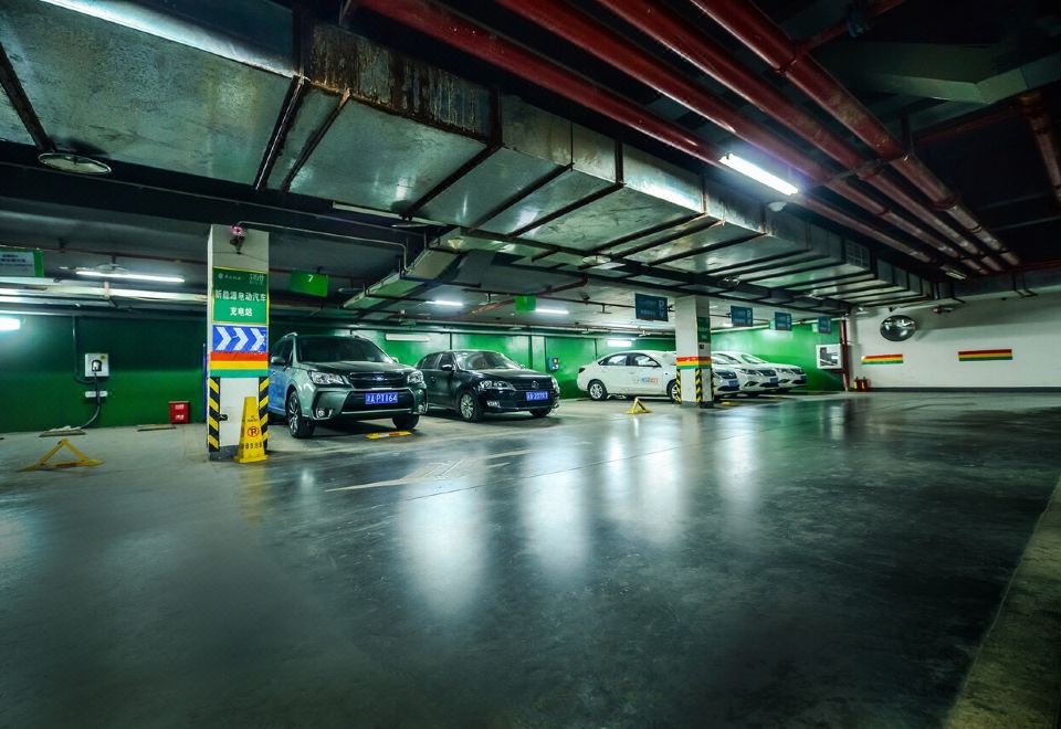 2. 충칭 자시 리버..