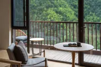 Yuanshe Lanshu Hotel - balcony