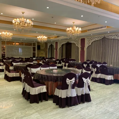Hejing Donggui Hotel