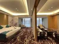 Huayu Hotel Hotels in Puyang County