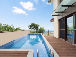 Shilan Sea View Pool Villa