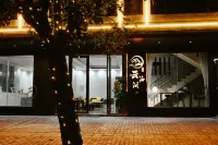 Clouds Seaside Homestay 동핑 펄베이 호텔