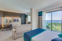 Falcon Hotel