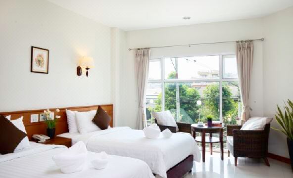 Kanchanaburi City Hotel - Housity