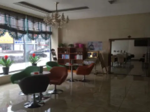 GreenTree Inn (Linjiang Yalujiang) Hotels in Linjiang