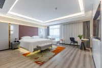Gujing Junlai International Hotel (Chiyu Mansion Branch)