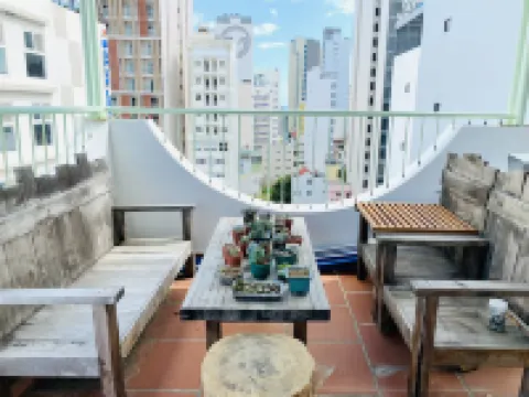 拉霍爾姆飯店