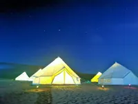 Manyan Star Tent Camping Base Hotels in Zhongwei