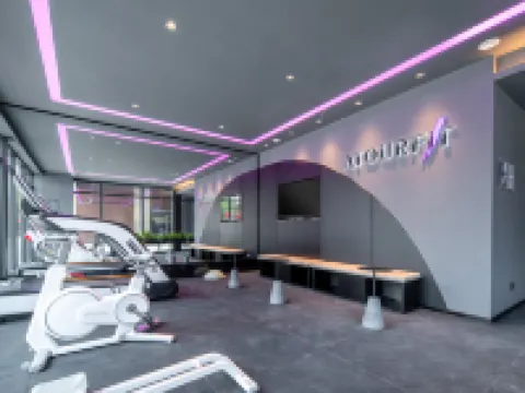 江陰忠義街八佰伴亞朵酒店 江陰酒店